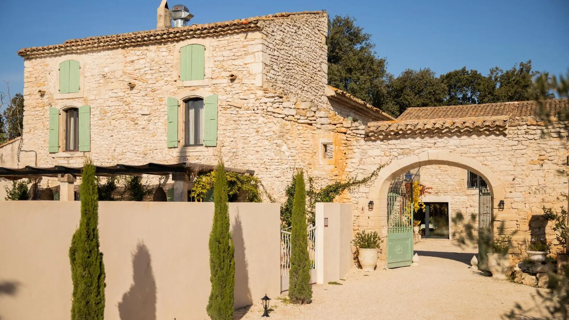 Gasthuis Maison Roucas - Restaurant Et Chambres D'Hotes Solérieux Frankrijk