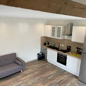 Studio 23 M2+wifi +parking Privé Appart hôtel