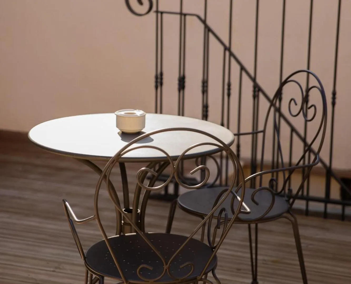 Maison d'hôtes Maison Roucas - Restaurant Et Chambres D'Hotes Solérieux France