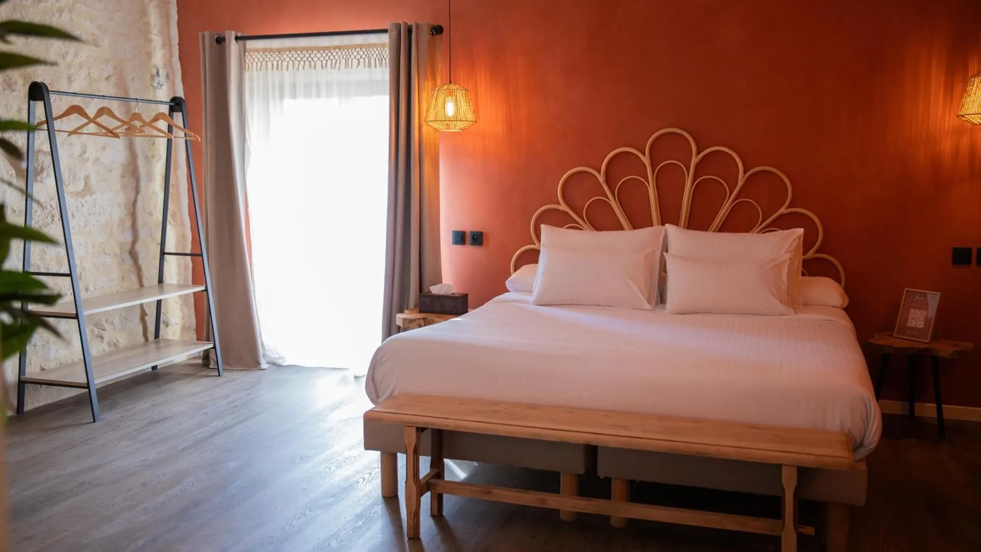 Maison Roucas - Restaurant Et Chambres D'Hotes Solérieux